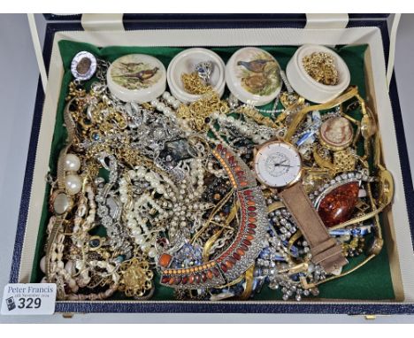 Collection of vintage and other jewellery in blue jewellery box to include: large collection of brooches, rings, watches, nec