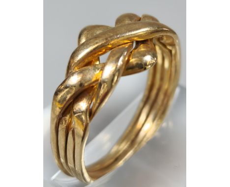 9ct gold Celtic Knot/Puzzle ring. 4.7g approx. Size S.  (B.P. 21% + VAT)