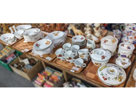 Five trays of Royal Worcester Evesham oven to table ware items to include: tureens and covers, mugs, cups, saucers, bowls, pl