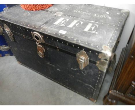 A good cabin trunk marked Buenos Aires, COLLECT ONLY.