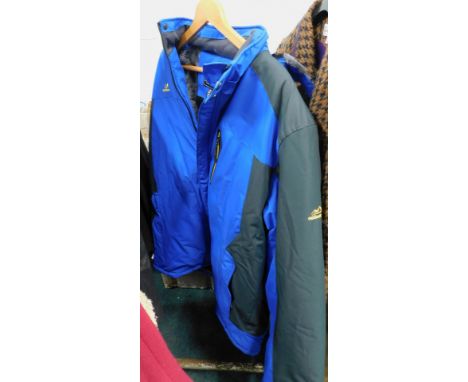 An outdoor Sport Striving For Excellence jacket, large.