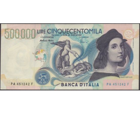 Banca d’Italia, 500000 Lire, 6 May 1997, serial number PA451242F, a wonderful original note with fresh paper and good embossi