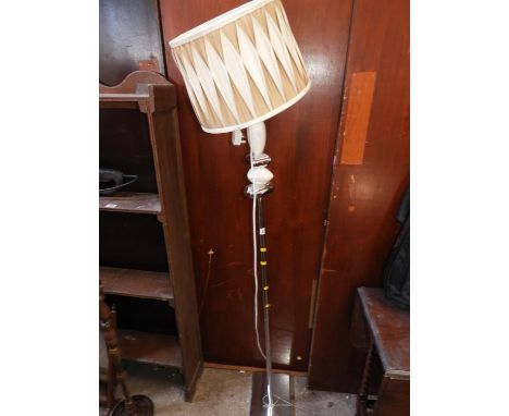 Modern Standard Lamp 