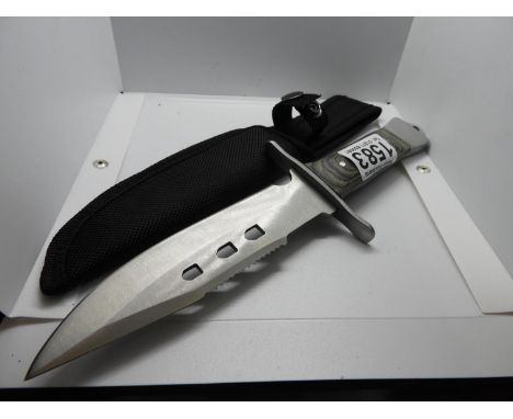 New Hunting/Fishing Knife 