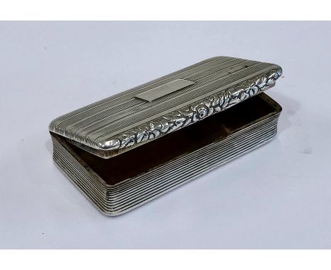 Georgian silver snuff box Birmingham silver hallmarks measures approx 6.5cm by 3.5cm and 1.5cm deep 