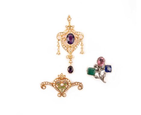 Two antique brooches and a pendant, comprising: an Edwardian amethyst and seed pearl pendant, in yellow gold, stamped 15ct, l