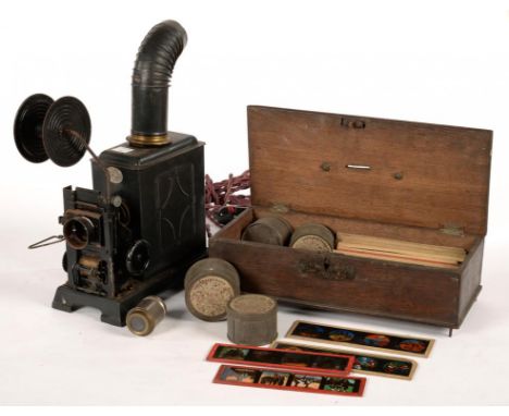 AN ERNST PLANK TINPLATE PROJECTOR, EARLY 20TH C AND A QUANTITY OF GLASS SLIDES, ETC, IN OAK BOX AND A PHILCO BAKELITE MAINS R