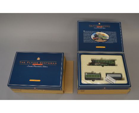 OO Gauge. Hornby. R.098 Flying Scotsman with 2 tenders (2nd tender blue/grey), together with R.089 Flying Scotsman Blue/Grey 