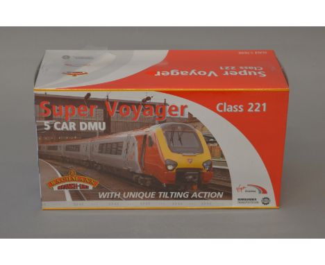 OO Gauge. Bachmann. Class 221 Virgin Super Voyager (tilting) 5 car set. E boxed/sealed