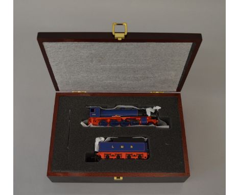 OO Gauge. Bachmann. WD Austerity 2-8-0 "Sir Guy Williams", housed in fitted wooden case, certificate present. VG/E.