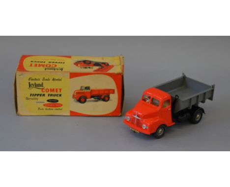 Victory Industries Leyland Comet Tipper Truck Electric Scale Model, 1950s battery operated plastic model lorry, 1:18 scale, w