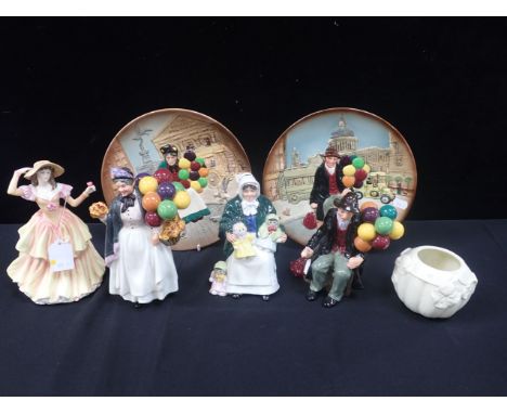 A GROUP OF ROYAL DOULTON BALLOON SELLER ITEMS including a pair of plates, The Balloon Man' and 'Penny Farting' figurines, wit