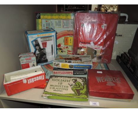 A selection of vintage games and similar including Battleships, crayons,Spirograph and more.