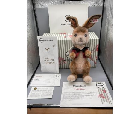Boxed Steiff no 287 Flopsy Bunny. 
Good condition, no damage. 