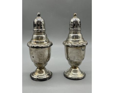 Silver Salt and Pepper Set. Total weight 113gr.