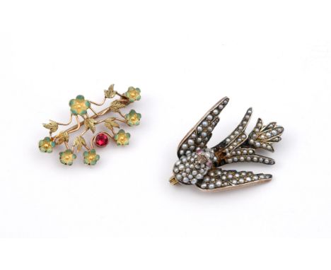 AN ENAMEL AND GOLD FOLIATE BROOCH 3cm wide, together with a seed pearl bird brooch, set in gold, 3cm wide