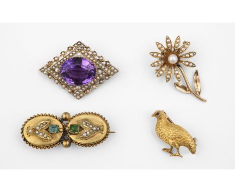 AN AMETHYST AND PEARL SET BROOCH the oval-shaped amethyst is set within an ornate gold mount set with graduated half pearls, 