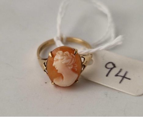 A cameo ring, 9ct, size K, 1.9 g