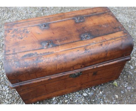 Small Victorian tin trunk with scumbled wood effect, and a miniature three drawer chest (2) 