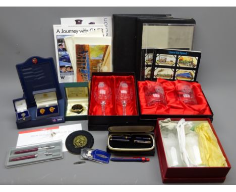 Modern railway collectables for GNER, Intercity, East Coast etc including boxed pairs of crested drinking glasses, boxed phot