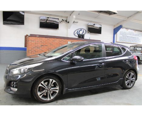 Make &amp; Model: Kia Ceed GT-Line S ISG CRDIDate of Reg: LG67 WRFColour: Blackcc: 1582MoT: 15-11-2022Fuel Type: DIESELMileag