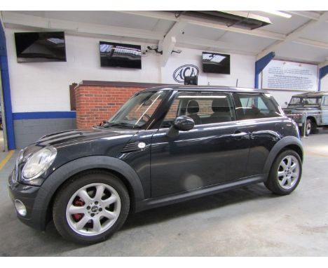 Make &amp; Model: Mini CooperDate of Reg: SH58 KWGColour: Blackcc: 1598MoT: 04-07-2023Fuel Type: PETROLMileage: 104kTransmiss