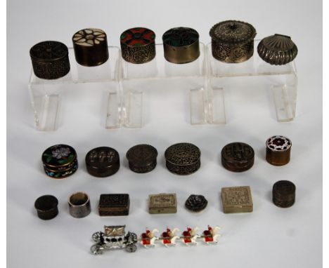 FIVE FOREIGN SILVER COLOURED METAL SMALL CIRCULAR PILL BOXES all bearing 925, 800or other marks TEN OTHERS BRIGHT METAL OR WI