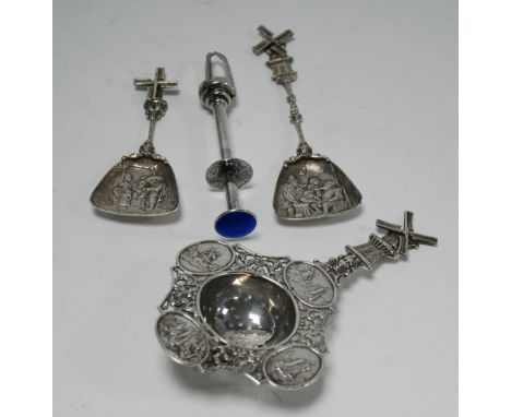 A WHITE METAL AND BLUE GUILLOCHE ENAMEL PUSH DOWN SUGAR GRIP, marked 'Aksel Holmsen, Norway', also two DUTCH WHITE METAL SPOO