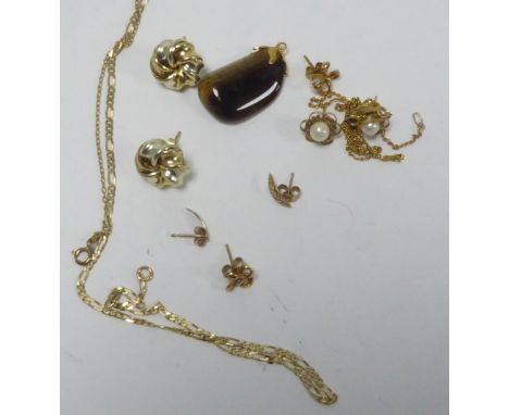 9ct GOLD FANCY CURB PATTERN LONG CHAIN NECKLACE, 17 3/4" (45cm) long, TWO OTHER 9ct GOLD FINE CHAIN NECKLACES, FOUR PAIRS OF 