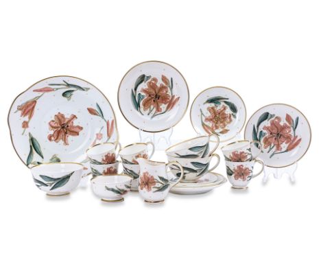 A SUSIE COOPER ORCHID PATTERN PART TEA AND COFFEE SERVICE
1950s, comprising: 6 demitasse coffee cups; 2 saucers; 2 tea cups; 