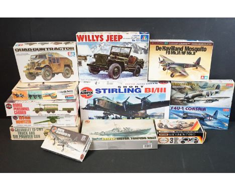 Collection of 13 1/24, 1/35 and 1/72 scale boxed plastic model kits to include Airfix 155mm Howitzer, Airfix Short Stirling B