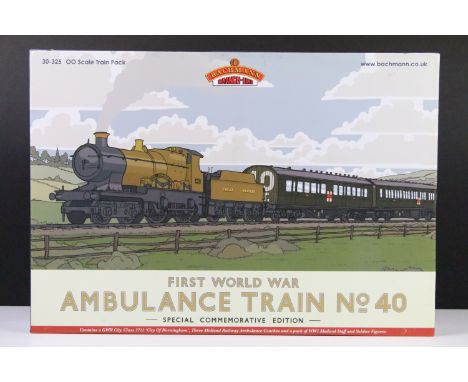 Boxed Bachmann OO gauge 30325 First World War Ambulance Train No 40 Special Commemorative Edition set, complete and ex 