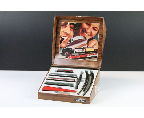 Boxed Marklin Mini Club Z gauge 8901 set containing locomotive, rolling stock and track 