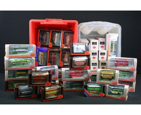 61 Boxed 1/76 scale EFE Exclusive First Editions diecast model buses to include Limited Edition, De-Regulation, De Luxe Serie