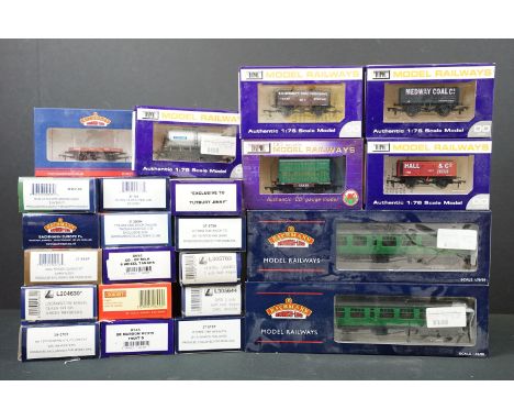23 Boxed OO gauge items of rolling stock to include 11 x Bachmann, 3 x Lima, 8 x Dapol and 1 x Hornby featuring Bachmann MM41