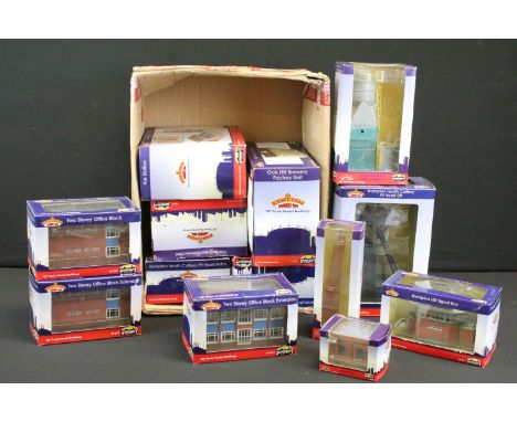 13 Boxed OO gauge Bachmann Scenecraft trackside buildings to include 44057 Oak Hill Brewery Factory Unit, 44075 Fire Station,