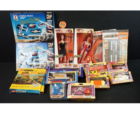 Quantity of various boxed diecast models and various toys to include 3 x Matchbox Speedkings diecast models to include K-35 a