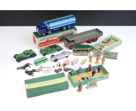 figures Auctions Prices | figures Guide Prices figures Auctions Prices | figures Guide Prices