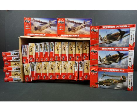 33 Boxed 1/72 scale Airfix plastic model kits to include 16 x A02108 Supermarine Spitfire Mk.Ia, 5 x A68216 Supermarine Hurri