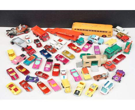 Quantity of around 40 diecast models to include Matchbox, Dinky, Corgi, Hot Wheels, etc featuring Dinky Wayne Bus, Corgi Sunb