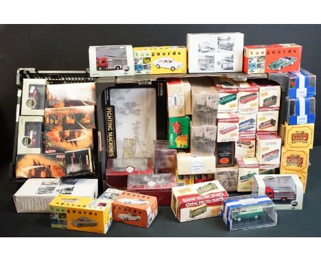 46 Boxed / cased diecast models to include Vanguards featuring VA06303, VA04901, VA04903, VA49000, etc, 6 x Oxford Diecast Co