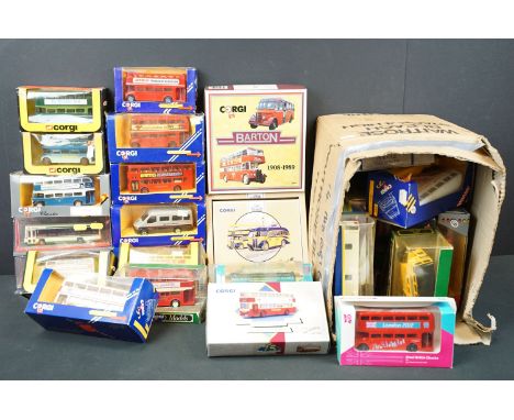 32 Boxed Corgi diecast model buses to include 42404 Original Omnibus Leyland Leopard, 43104 Original Omnibus Leyland Lynx MKI