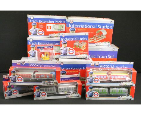 Collection of 15 boxed Bachmann Underground Ernie model railway to include Circle Train Set, International Station, Sports St