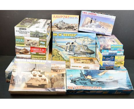 20 Boxed Dragon plastic model kits of various scale to include military planes, ships and vehicles featuring 3520 1/35 SS-1C 
