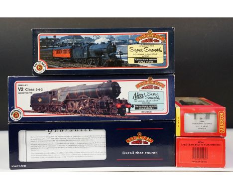 Five boxed OO gauge locomotives to include 3 x Bachmann (31956 A4 4482 Golden Eagle LNER Doncaster green, 31853 0-6-0 J39 199