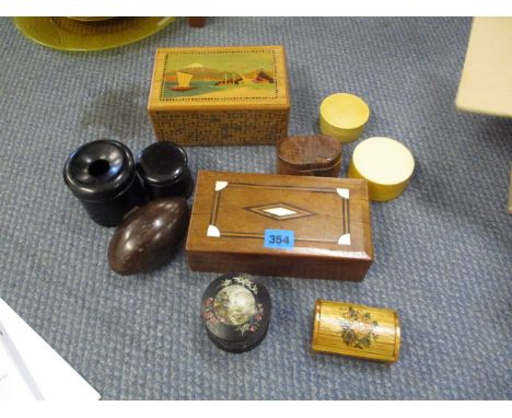 Mixed wooden boxes to include trinket boxes, a puzzle box and other mixed containers