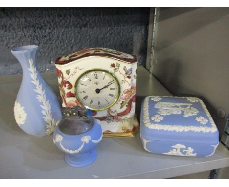 A Masons Mandalay Red mantle clock together with three pieces of blue Wedgwood Jasperware