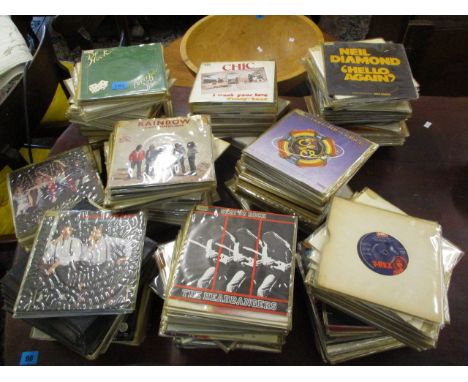 A large quantity of 45rpm singles to include ELO, Bob Dylan, Dr Hook, Chick, Bruce Springsteen, The Stargazers and Rod Stewar