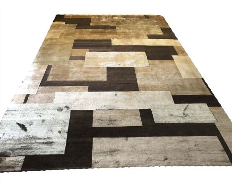 FINE NEPALESE CONTEMPORARY SILK AND WOOL RUG COMPANY STYLE CARPET, 419cm x 275cm.