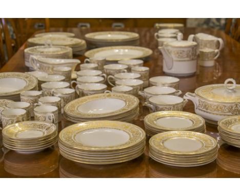DINNER SERVICE, Royal Worcester English bone china, Hyde Park - white / gold, 12 place, five piece settings including; dinner